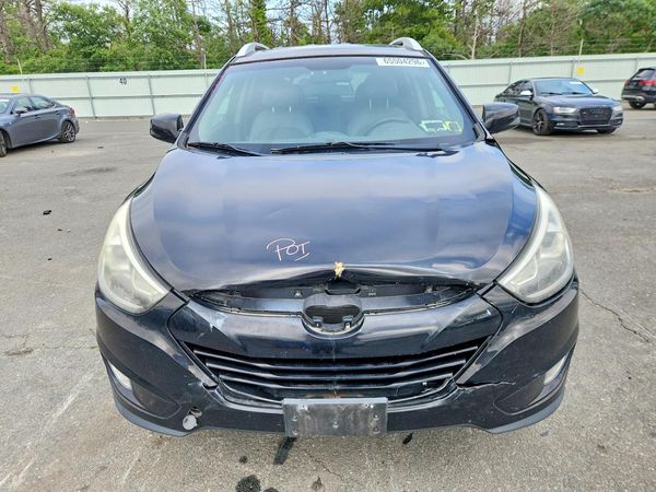 2014 HYUNDAI TUCSON GLS (Middle Level)
