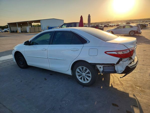 2017 TOYOTA CAMRY