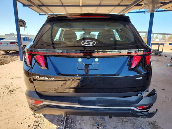 2022 HYUNDAI TUCSON SE