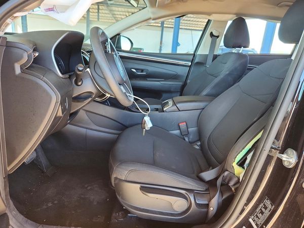 2022 HYUNDAI TUCSON SE