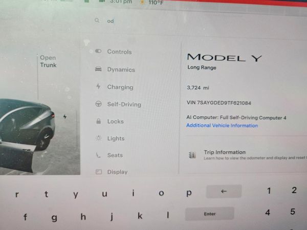 2026 TESLA MODEL Y