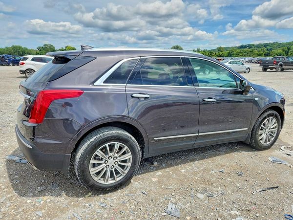 2017 CADILLAC XT5 Luxury