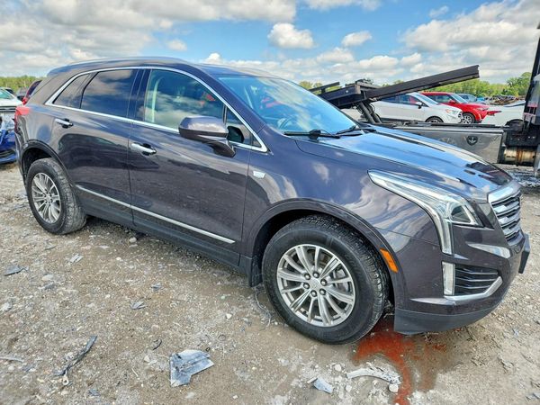2017 CADILLAC XT5 Luxury