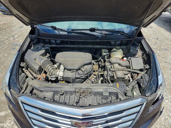 2017 CADILLAC XT5 Luxury