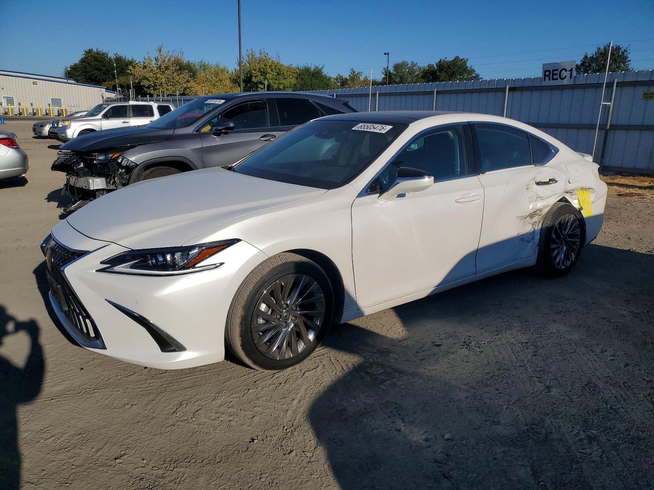 2025 LEXUS ES 350