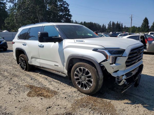 2023 TOYOTA SEQUOIA