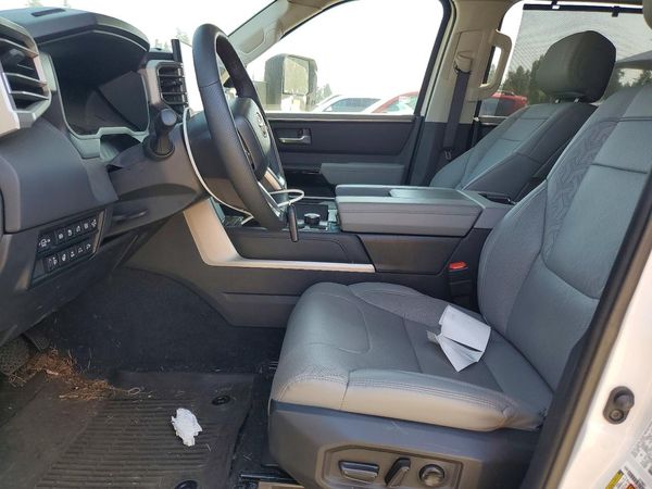 2023 TOYOTA SEQUOIA