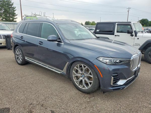 2020 BMW X7