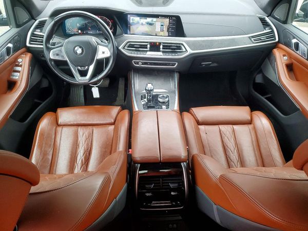 2020 BMW X7