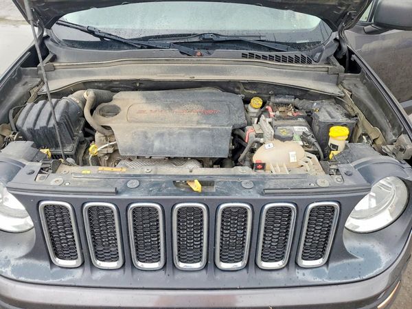 2016 JEEP RENEGADE Sport