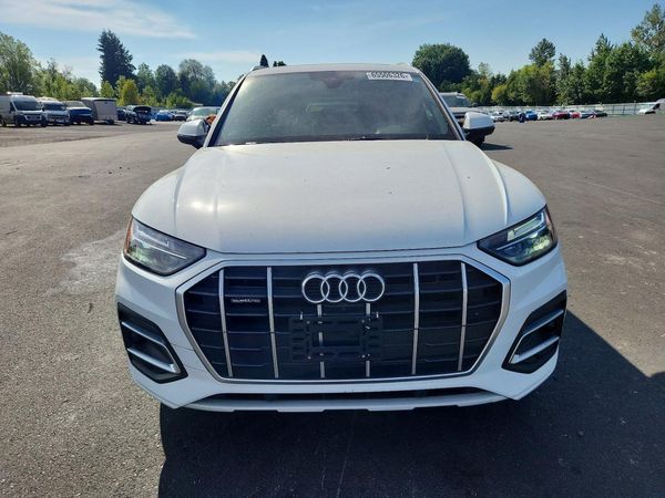 2021 AUDI Q5 quattro Premium Plus