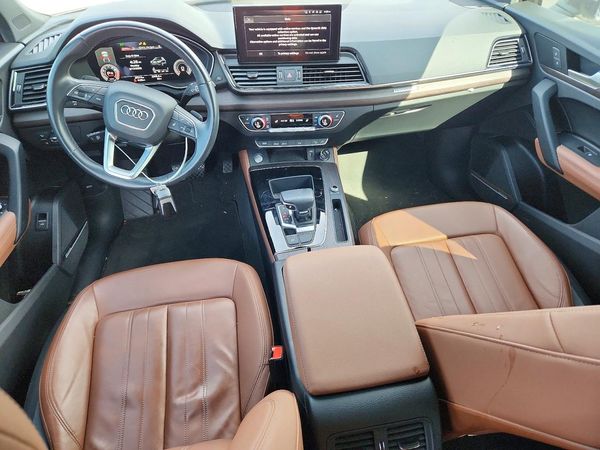 2021 AUDI Q5 quattro Premium Plus