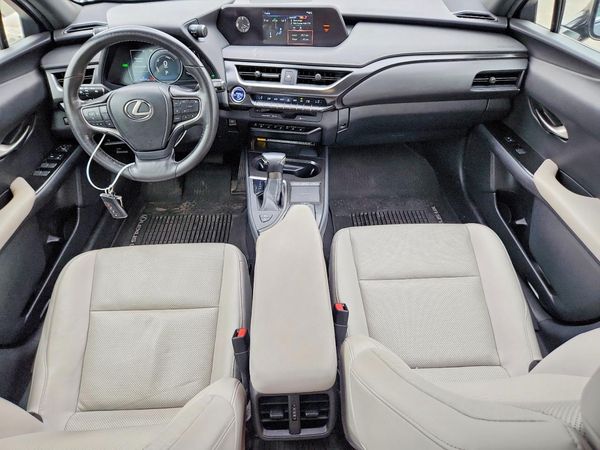 2019 LEXUS UX