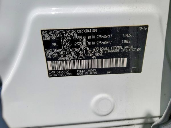 2017 TOYOTA RAV4 XLE