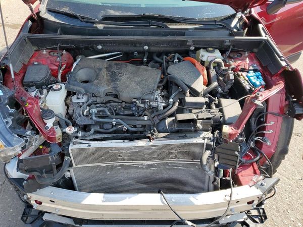 2021 TOYOTA RAV4 XLE HV — Engine bay
