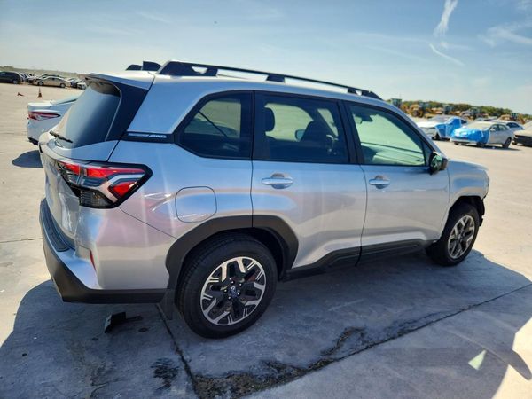 2025 SUBARU FORESTER
