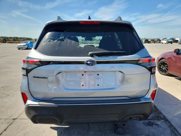 2025 SUBARU FORESTER