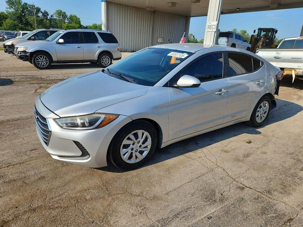 2017 HYUNDAI ELANTRA