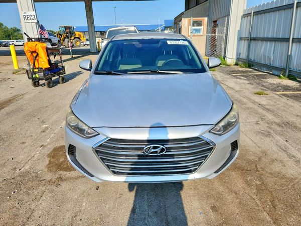 2017 HYUNDAI ELANTRA SE Base