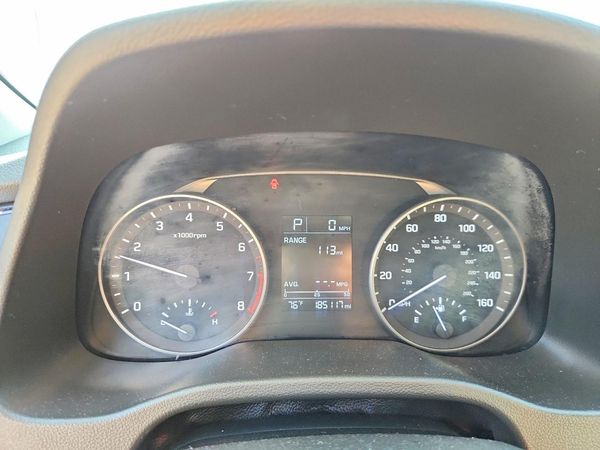 2017 HYUNDAI ELANTRA SE Base