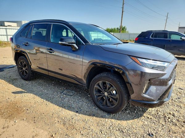 2024 TOYOTA RAV4 XSE
