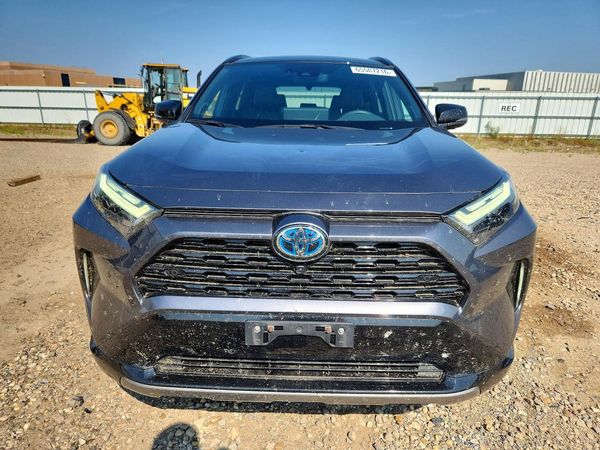 2024 TOYOTA RAV4 XSE