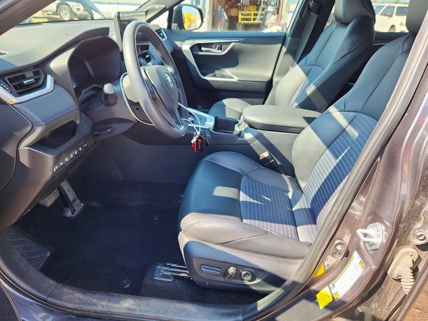 2024 TOYOTA RAV4 XSE