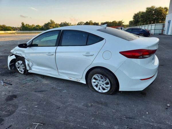 2017 HYUNDAI ELANTRA