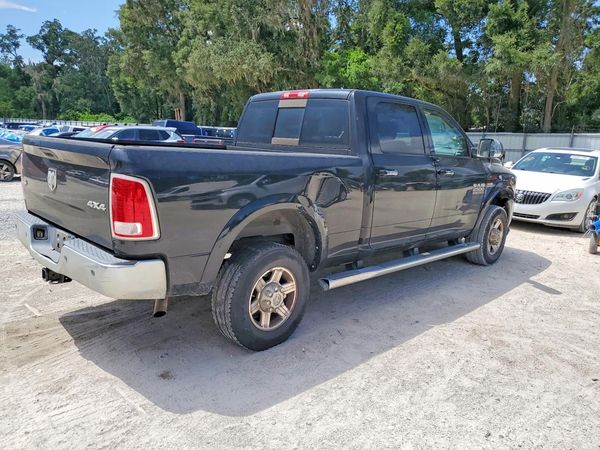2013 RAM 2500 LARAMIE CREW CAB 4X4