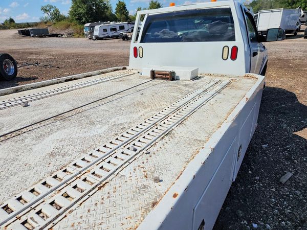 2014 RAM 3500 REG CAB CHASSIS