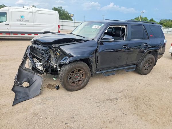 2021 TOYOTA 4RUNNER Venture