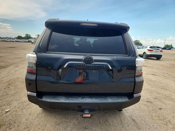 2021 TOYOTA 4RUNNER Venture
