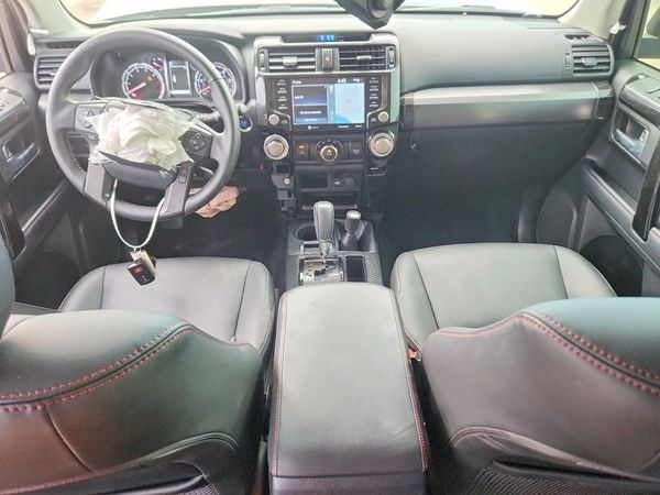 2021 TOYOTA 4RUNNER Venture