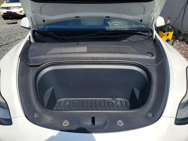 2020 TESLA MODEL Y