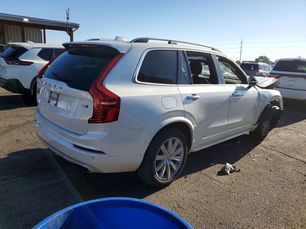 2016 VOLVO XC90 SV42 Momentum — PSRA