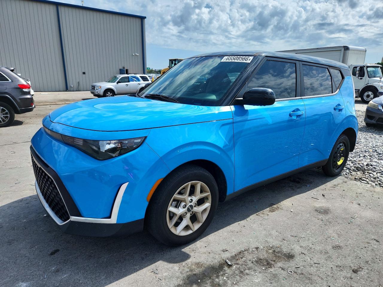 2024 KIA SOUL LX, S