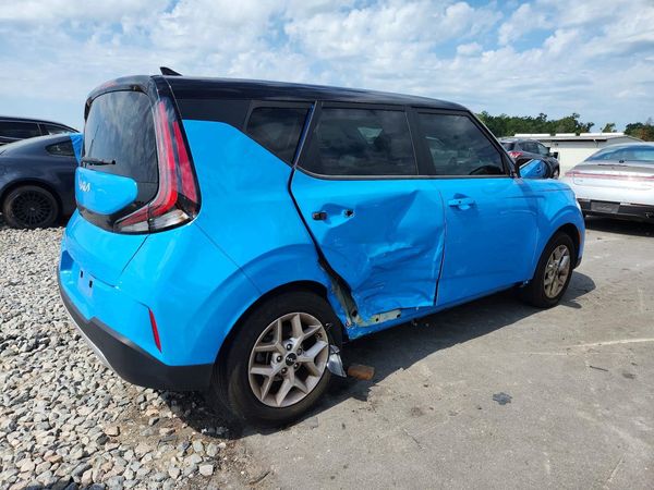 2024 KIA SOUL LX, S