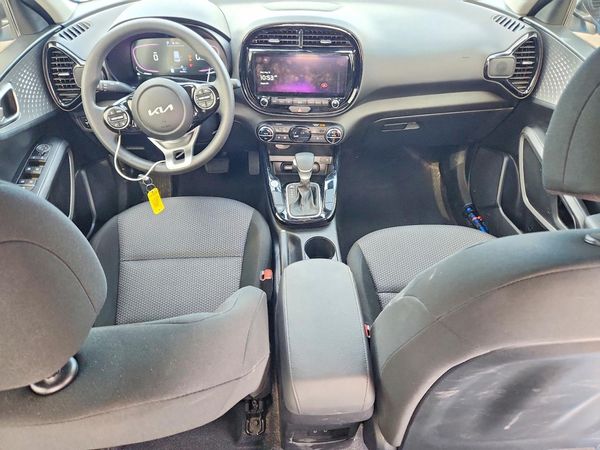 2024 KIA SOUL LX, S