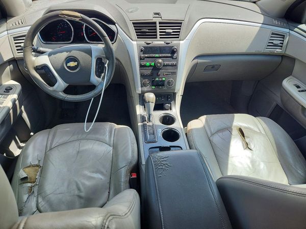 2012 CHEVROLET TRAVERSE L 2LT — CKPT