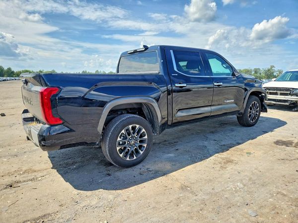 2026 TOYOTA TUNDRA