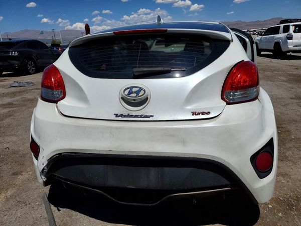 2015 HYUNDAI VELOSTER GLS(Middle)