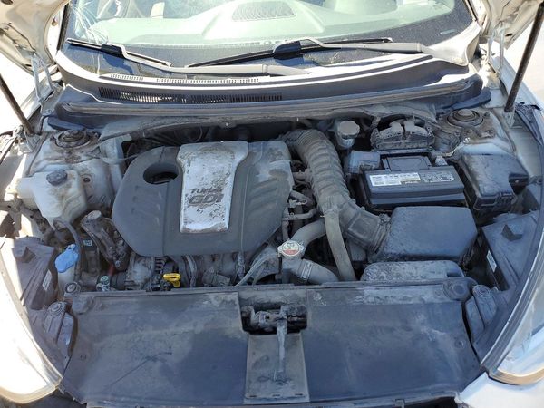 2015 HYUNDAI VELOSTER GLS(Middle)