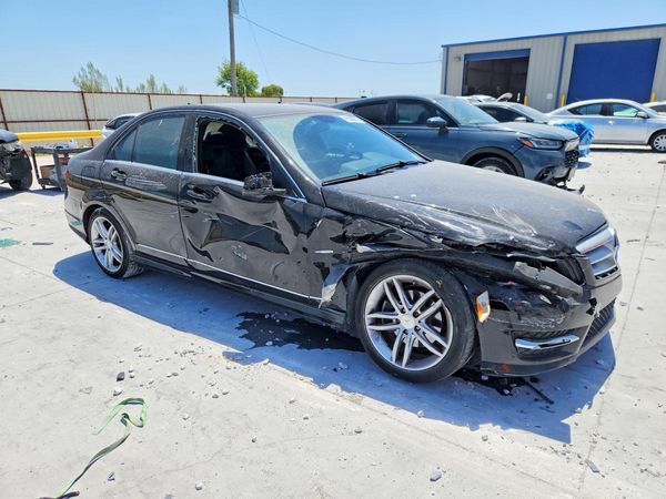 2012 MERCEDES-BENZ C C250