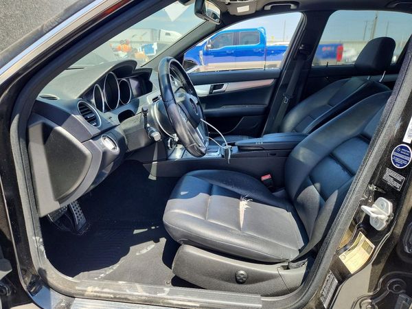 2012 MERCEDES-BENZ C C250