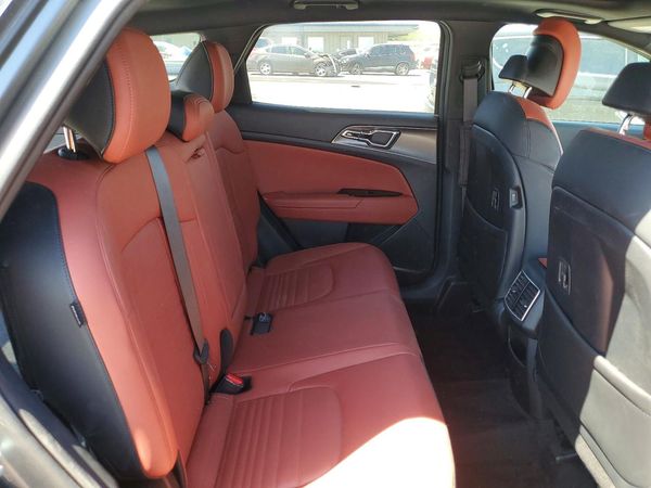 2024 KIA SPORTAGE SX-PRESTIGE or SX-P
