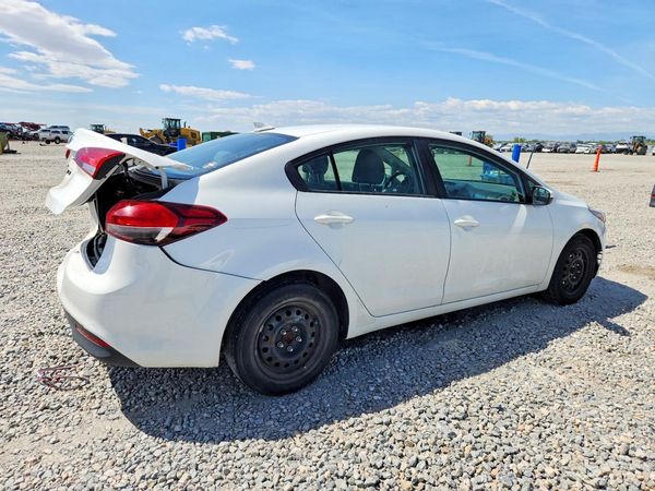 2017 KIA FORTE