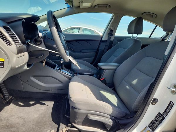 2017 KIA FORTE
