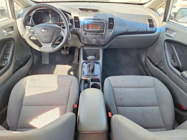 2017 KIA FORTE
