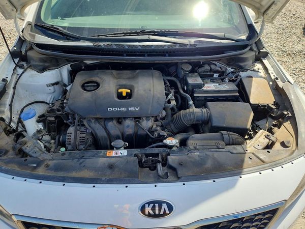 2017 KIA FORTE
