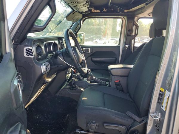 2021 JEEP GLADIATOR Sport — DENT